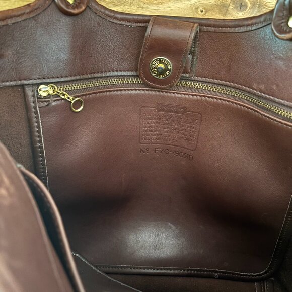 9090 Large Coach Shopper Tote - Picture 3 of 6